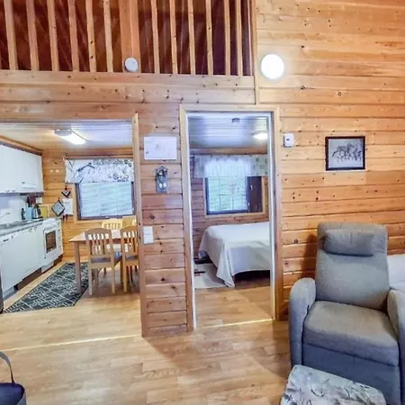 Cozy Arctic Haven And Retreat Within The Arctic Circle