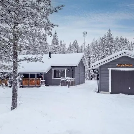 Cozy Arctic Haven And Retreat Within The Arctic Circle